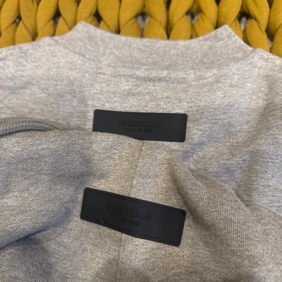Essentials Fear of God Heather Gray T-Shirt and Shorts Set - Picture 10 of 11